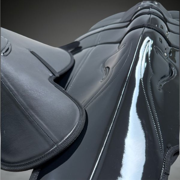 UTSUMI SADDLE
